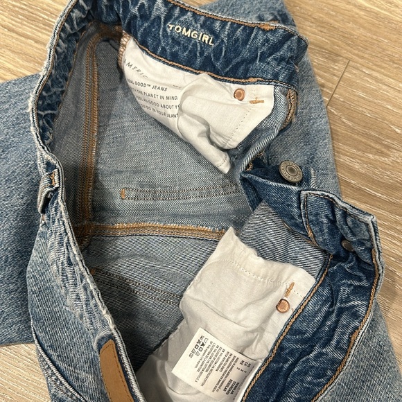 American eagle tom girl jeans size 2 - Picture 3 of 3